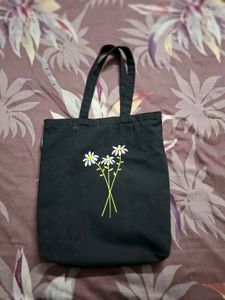 Black Tote Bag with Daisy Embroidery