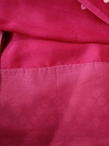 Elegant pink Saree with Bandhani Print