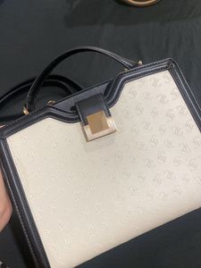 Elegant Handbag