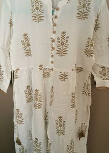Elegant Floral Print Kurta