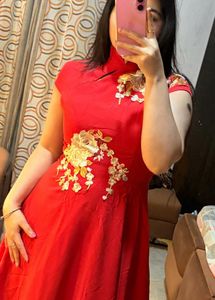 Elegant Red Embroidered korean gown❤️🎀🧚🏻‍♀️
