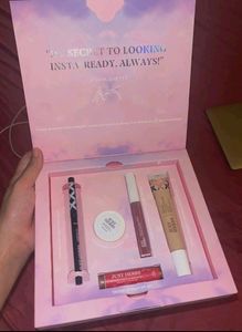 Just Herbs Glam Box 5 Products