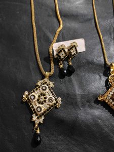 Necklace &amp; Earring (2 Set)
