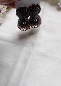 ✨🖤Elegant Black Floral Designer Jhumka Earrings
