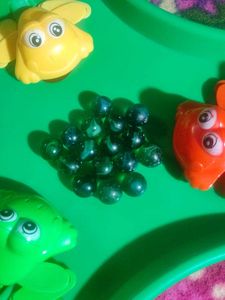 HUNGRY FROGS🐸