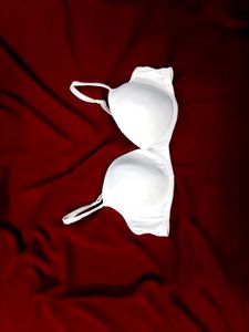 🇳🇿💫🎀Classic White Push-Up Bra