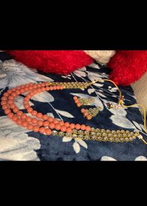 Stunning Peach Bead and Crystal Necklace Set