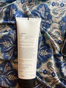 Minimalist Hair Mask