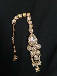Exquisite Kundan Necklace Set with Earrings