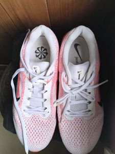 Nike winflo 11/ uk6 / like new
