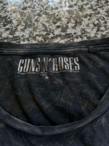 Guns N' Roses Graphic Tee