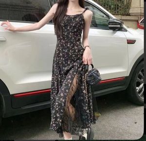 🥰🎀Black pretty floral dress