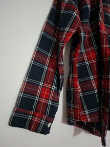 Red &amp; Navy Plaid Button-Up Shirt with inner