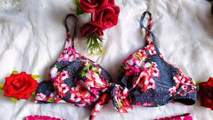 Chic Floral Print Bikini Set
