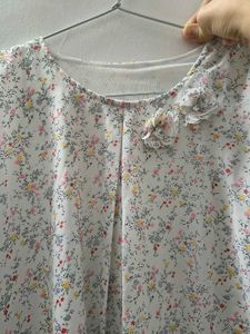 Floral Print Bell Sleeve Top