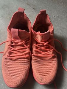 casual women shoes