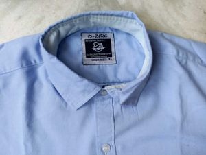 Men's Light Blue Button-Down Shirt