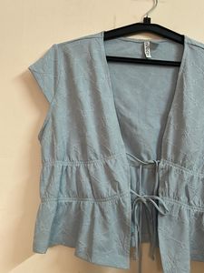 H&amp;M Light Blue Textured Wrap Top