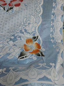 Beautiful Brand new Blue Floral table cover