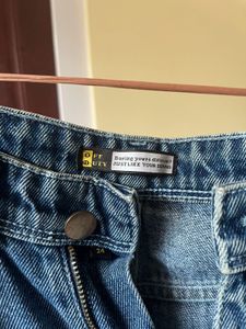 OFF DUTY straight leg high waist jeans