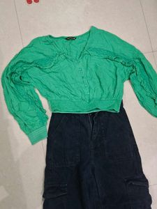 Green Button-Up Cropped Blouse