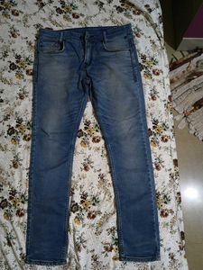 Men's Blue Wash Jeans