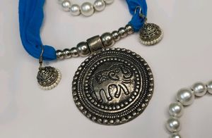 Boho Neck Piece With Pair Of Jhumka