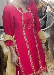 Vibrant pink Embellished Salwar Pants