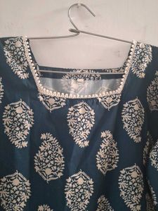 Stylish Blue Paisley Print Kurta
