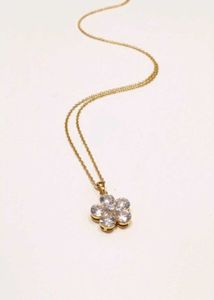 Elegant Pearl &amp; Crystal Jewelry Set