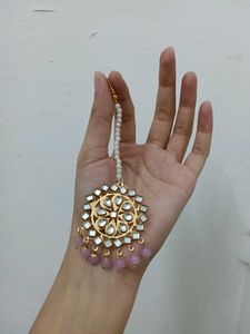 Beautiful Maang Tikka with Pearls