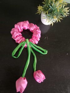 Tulip Srunchies