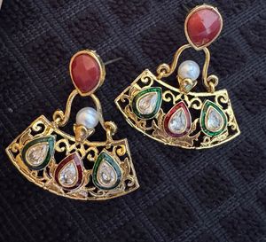 Kundan &amp; Pearl Earrings