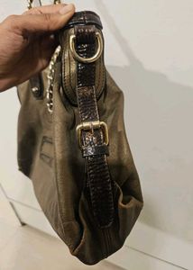 Daks y2k chain shoulder bag