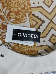 h&amp;m white sling bag
