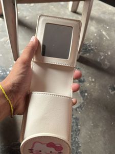 Cute Hello Kitty  Case with a couple braclet