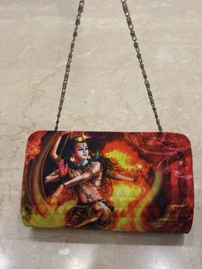 Om Design Clutch