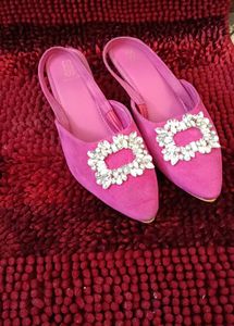 16. Sparkling Pink Slingback Heels