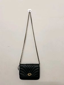 Chic Quilted Black Crossbody Bag