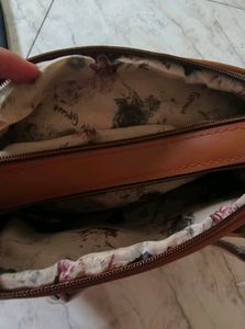 Leather Handbag / Sling Bag