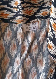 Vero Moda Printed Collared Shirt