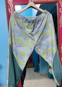 Stylish Abstract Print yoga Pants