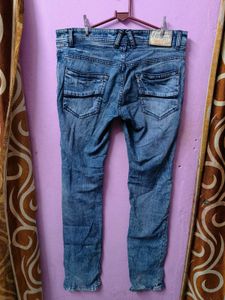 Stylish Blue Distressed Jeans