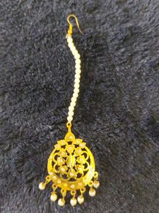 Golden Indian Jewelry Set