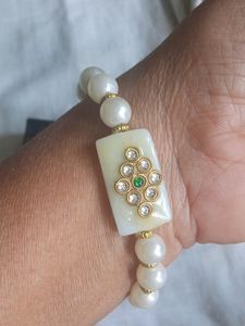 Cute Breslet To Wear