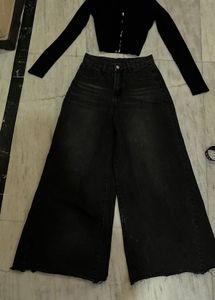 Wide Leg Jeans - Modern Style