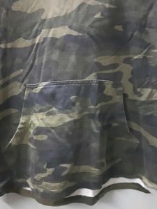 Camo Print Short Sleeve Hoodie