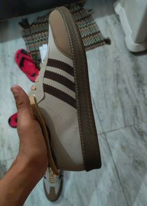 Adidas Casual Sneakers