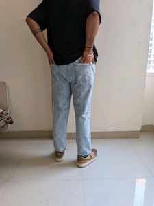 Men's Light Wash Jeans
