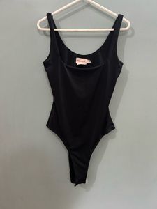 Vintage Sleek Black Sleeveless Bodysuit